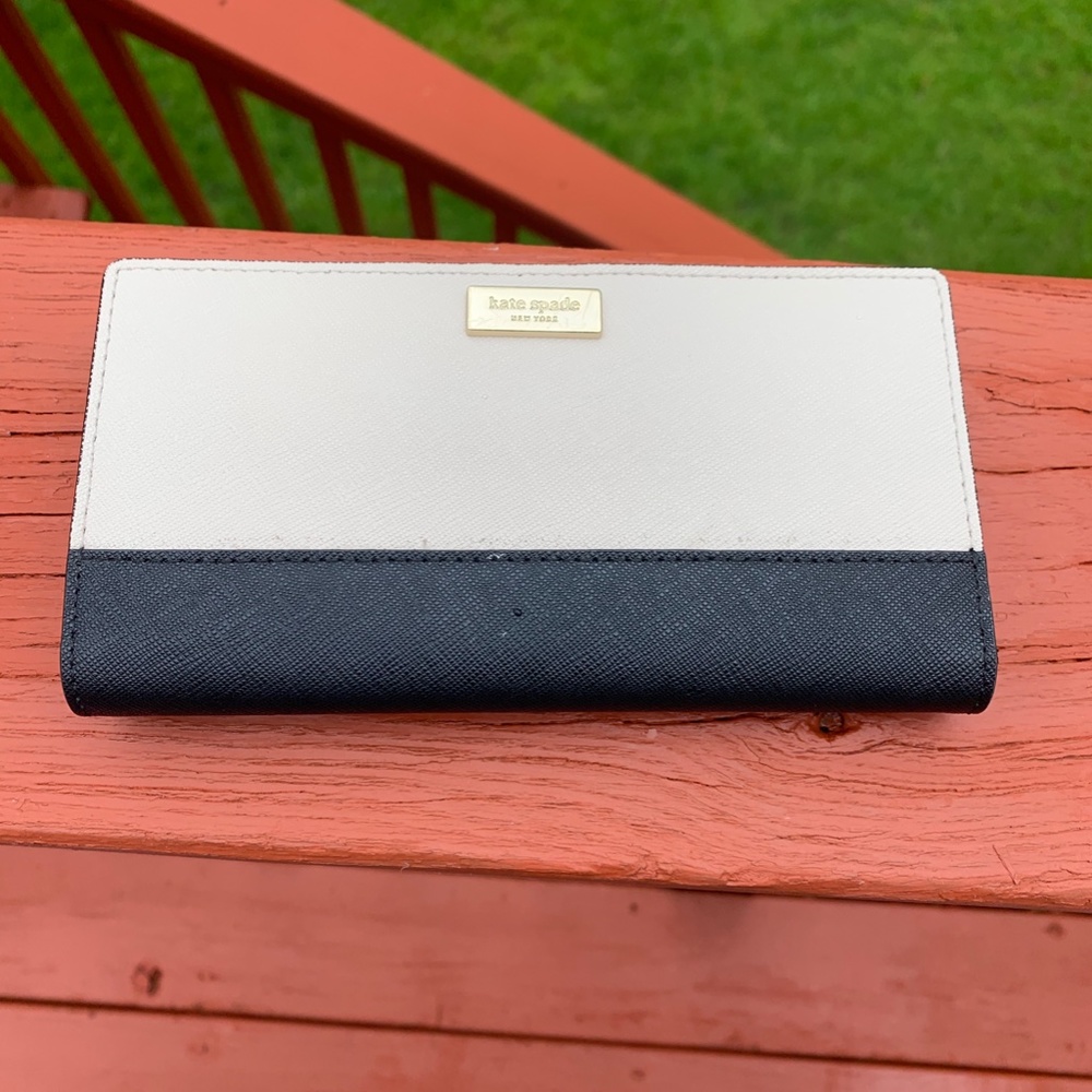 KATE SPADE LAUREL WAY LARGE CARSEN AND STACEY - Picture 5 of 6